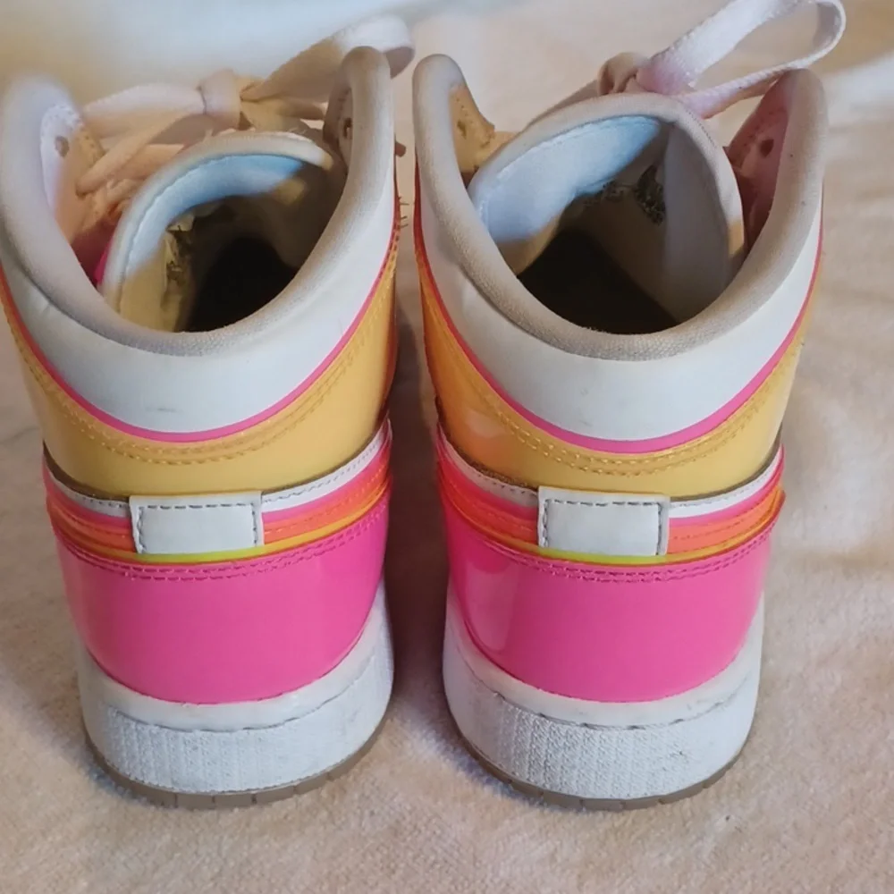 Nike Air Jordan High-Top Sneakers with Pink & Orange Accents Youth 4.5 Baskeball